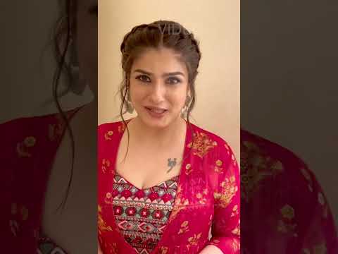 Most beautiful actress Raveena Tandon wishing you all a very merry Christmas|| ❤️❤️🥰😍🔥#christmas🎉🥳