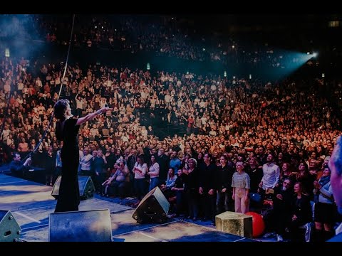 Doris Dragovic & klapa Rispet - Malo mi za sricu triba (LIVE, Spaladium, 07.03.2020)