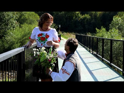 Zborovskí heligonkári - Dole riekou Bystricou