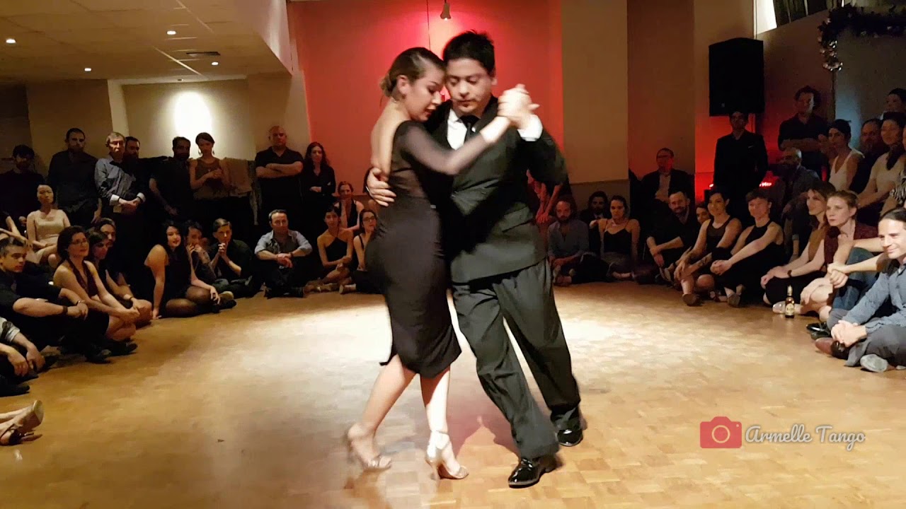 Video thumbnail for Carlos Espinoza y Noelia Hurtado ❤ Paris @ El Garrón : Fiesta edition // Noelia y Carlitos - 2018