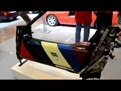 Thumbnail for BMW Z1 - how the doors go up/down... into the car's body... by BMW Z1