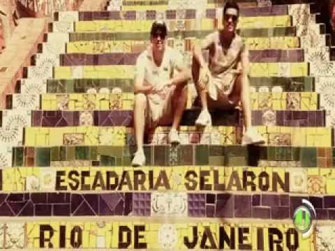 MC'S DREAD E GG - BUMBUM PRO ALTO - CLIPE OFICIAL 2012