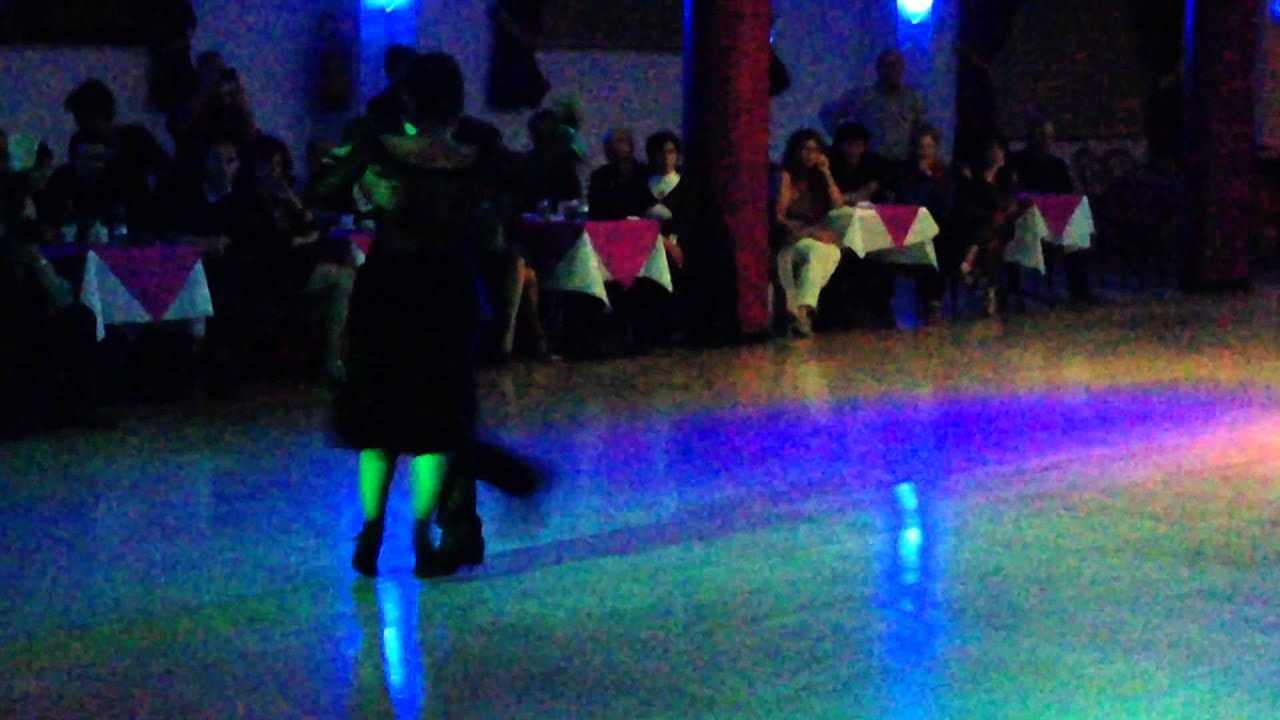 Ezequiel Paludi y Geraldin Rojas en Roma (Milonga)