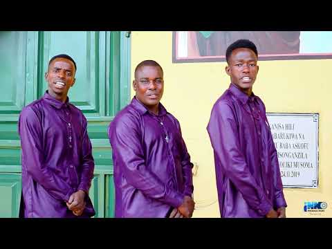 NIPONYE BWANA - KWAYA YA MT  RITHA  (Official Video Music)  HD