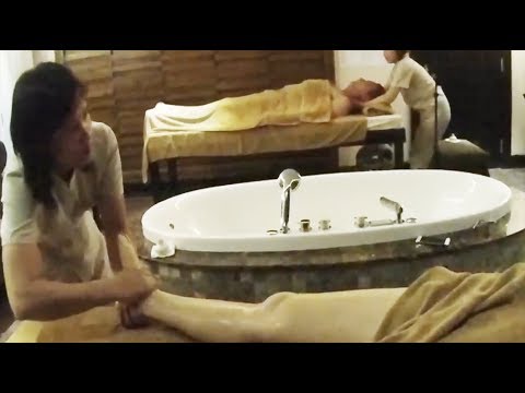 Vietnamese Oil Massage for Health in Vietnam 3/3