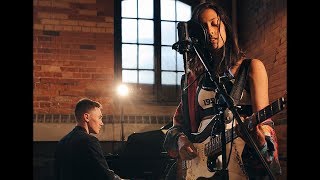 Pusher &amp; Anjulie - All We Can Do [Live Session]