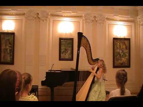F. Disi - Grande Sonata. (Alisa Sadikova - 12 years old harpist)