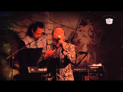 Layang Kangen - Didi Kempot, Yan Felia and Rima Ervina (Live at PMI2013)