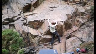 Video thumbnail of Sound of Silence Sit Start, 8A. Markfield Quarry