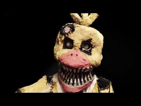 Five Nights At Freddy's : Real Nightmare Chica Model / Prop Video