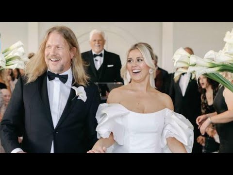 Devon Allman Marries Dr  Ashley Eavenson on Sprawling Missouri Estate See the Wedding Photos
