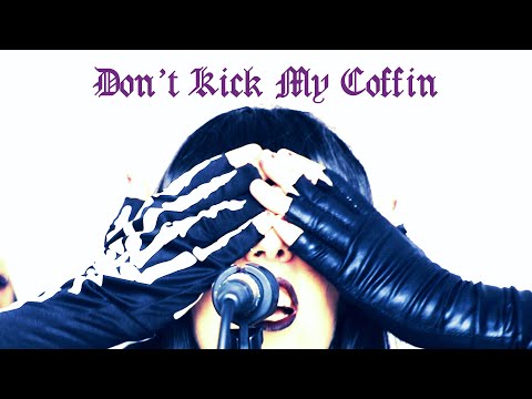 Zombina and the Skeletones - Don't Kick My Coffin