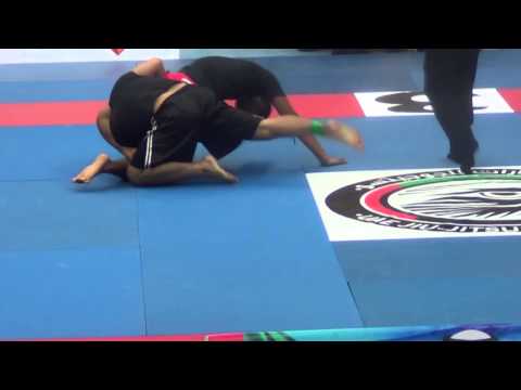 Abu Dhabi Open JIu Jitsu Cup 2014 - Tahseen Takleh No Gi open weight 1/4 final