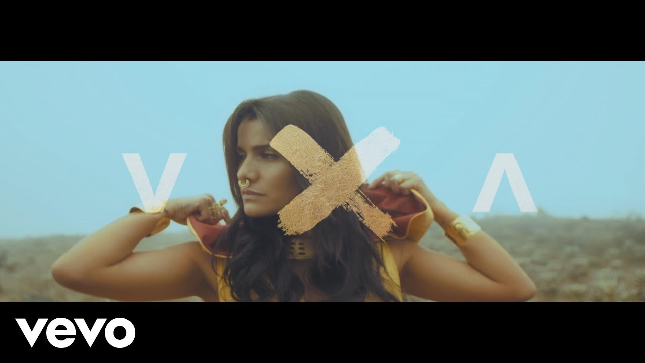 Martina La Peligrosa ft. Slow Mike — Veneno Por Amor