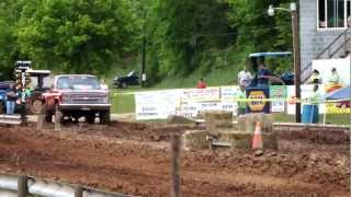 preview picture of video 'Grasslick Mud Bog - Edwards (Jackson County Mud Racing Assoc.)'
