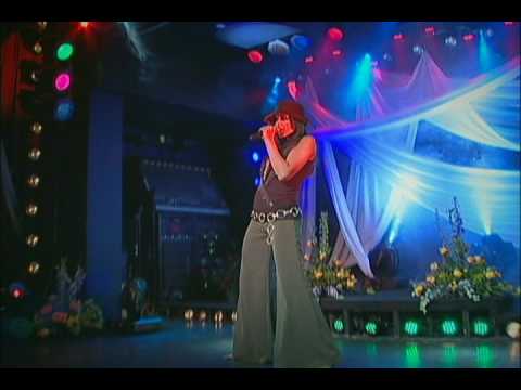 Rita Zaret "There's something fishy about this kiss"