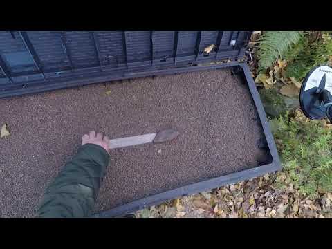 Garrett  Goldmaster24K... Test 0.5 gram 24K gold ...under..  - IRON STONE.