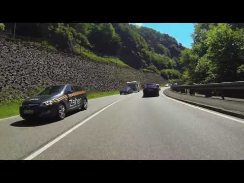 Fahre mit mir auf der B31 Höllentalstraße bei Freiburg