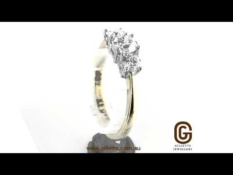 Three stone brilliant cut 1.02ct diamond ring