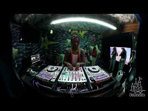 IN THE DUNGEON W MOORE KISMET