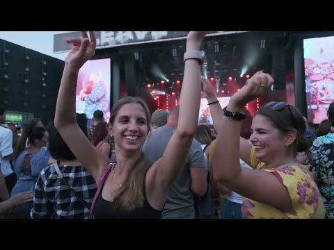 Parno Graszt30 - Sehol se talállak - Budapest Parkban