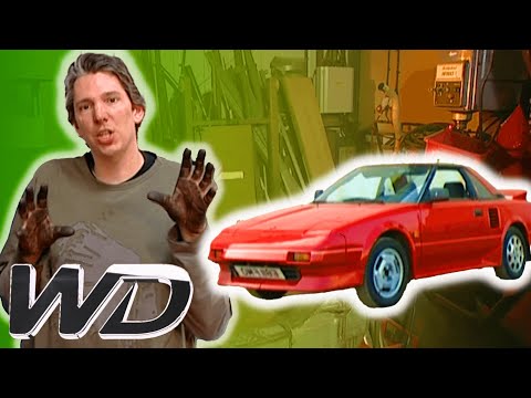 Toyota MRII: Edd Fixes The Broken Engine I Wheeler Dealers