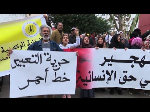 Hundreds protest Morocco trial of journalists