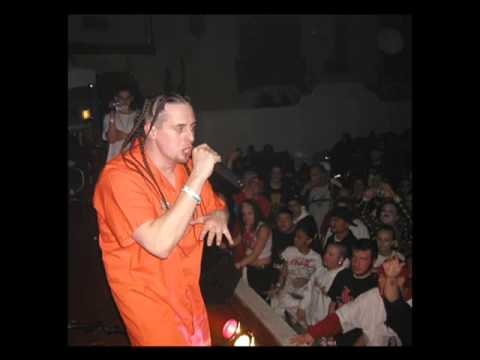 Scum Ft. Insane Poetry - Soldier Lyrics