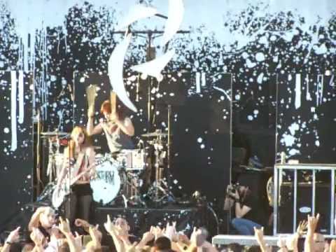 X-Fest 9 (1) Halestorm - "I get off" & "Here's to us" MASS CHAOS 2012 Tour (4-21-12)