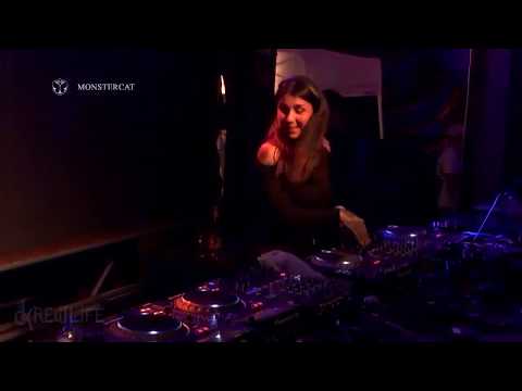 Krewella - Marching On remix (Live @ Tomorrowland 2017 )