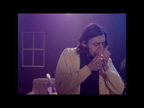 ROMEO ELVIS - CLIP "DRÔLE DE QUESTION"