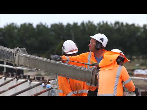 Hamilton section: installing the barriers - March 2020