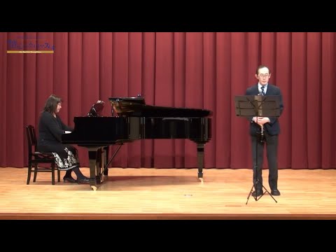 【清心のクリスマス】アドヴェントコンサート　教職員（クラリネット＆ピアノ 「アヴェ・マリア」）