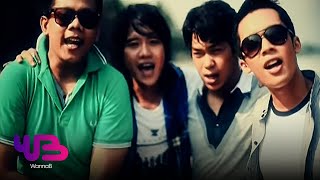 Download lagu Phantom - Begini Begitu Salah (Ofiicial ) mp3