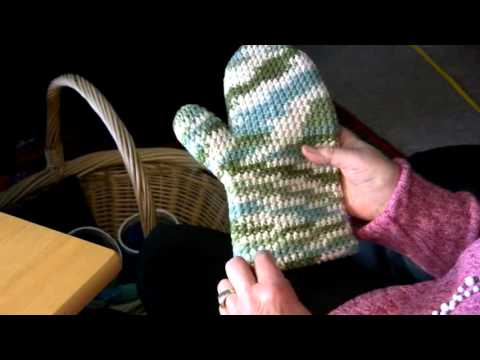 Ursula Graf's "Double Density Oven Mitts" - Crochet level advanced