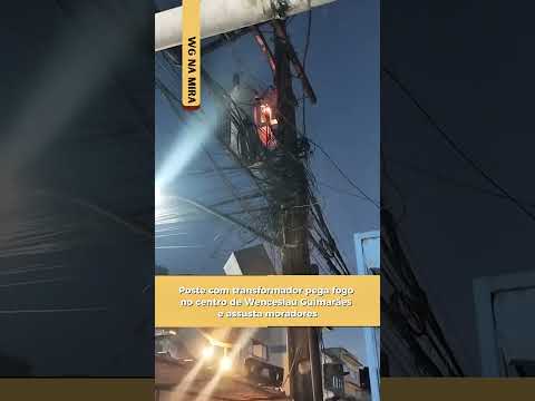 Poste com transformador pega fogo no centro de Wenceslau Guimarães e assusta moradores