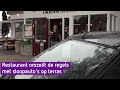 Sloopauto's op het terras om meer gasten te ontvangen