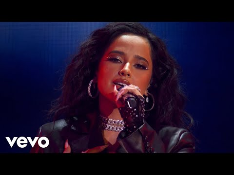 Becky G - MAMIII & BAILÉ CON MI EX (Medley) (Billboard Music Awards 2022 Performance)