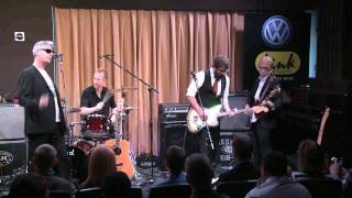 Music video thumbnail preview for Modern English - Blister (Live in the Bing Lounge) by Modern English
