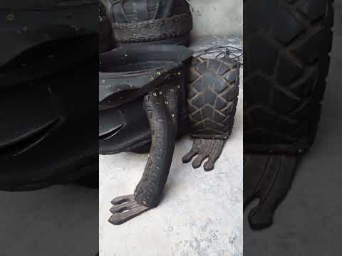 um sapo feito de pneus Ilha Grande do Piauí