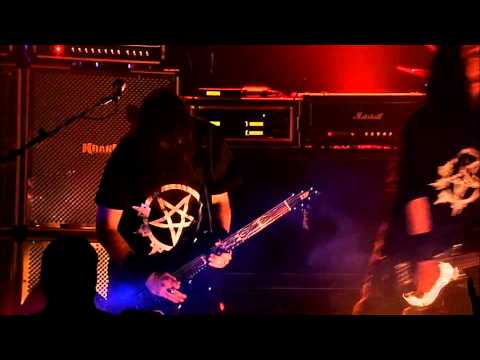 Arch Enemy - 9.Savage Messiah Live in London 2004 (Live Apocalypse DVD)