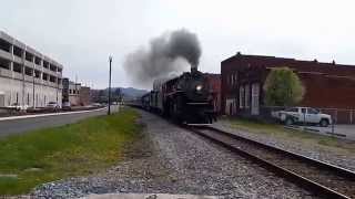 preview picture of video 'TVRM Southern 630 arriving Johnson City TN eastbound - 21st Century Steam'