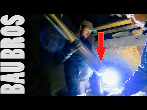 Schornstein selber sanieren: Einwandige Edelstahl Rohre werden eingebaut - das machen wir selbst