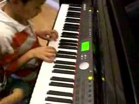 souljer boy playing piano