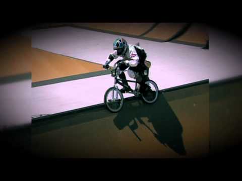 Dave Mirra Double Backflip in BMX Park - X Games Six