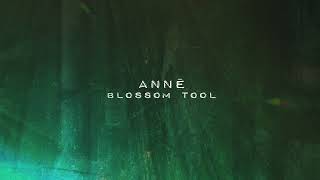 Anne - Off Grid video
