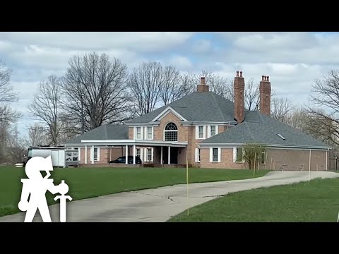 video screenshot video screenshot