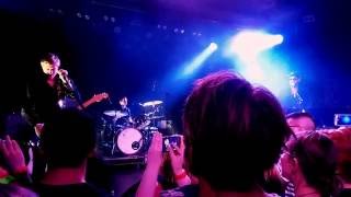 Banks and Steelz - Giant live