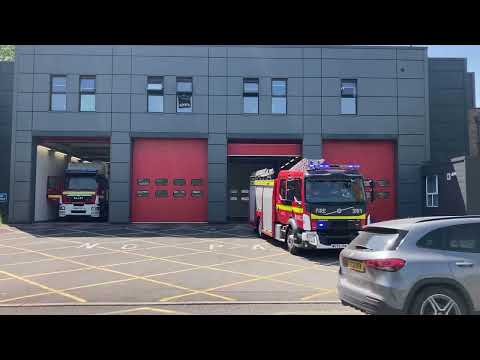 MAKE PUMPS 6 | RARE command unit turnout