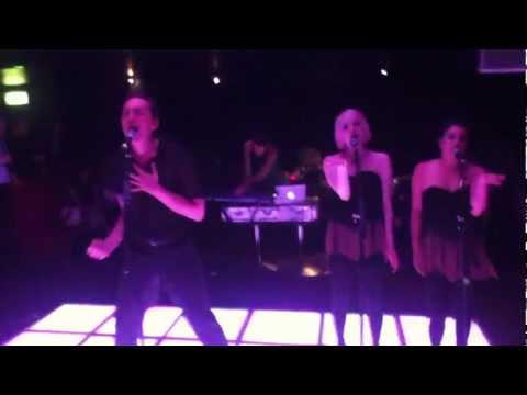 GABRIEL BRUCE live Hoxton 5/7/12 "Car's Not Leaving"